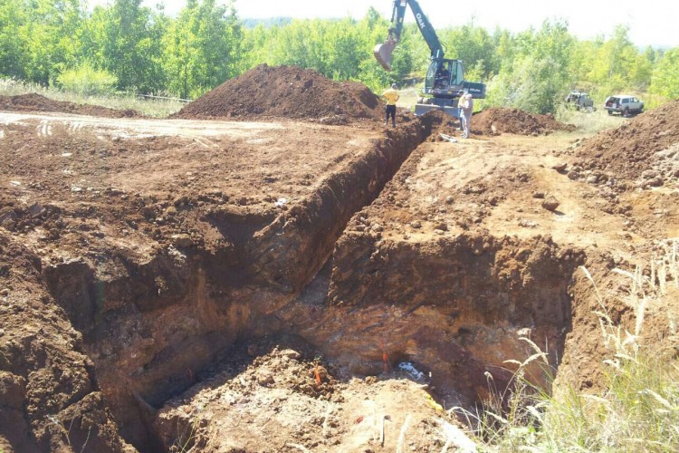 MASS GRAVE SITE WITH A LARGE NUMBER OF VICTIMS DISCOVERED AT THE LOCATION OF TOMAŠICA, NEAR PRIJEDOR. FIRST ESTIMATES SAY THAT THIS IS ONE OF THE LARGEST MASS GRAVES UNCOVERED IN BOSANSKA KRAJINA IN THE LAST 10 YEARS