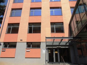 DOKUMENTARNI FILM “ZAVJESA JE PALA” EMITOVAN NA VIŠE TV STANICA; DOSTUPAN I NA SERVISU YOUTUBE