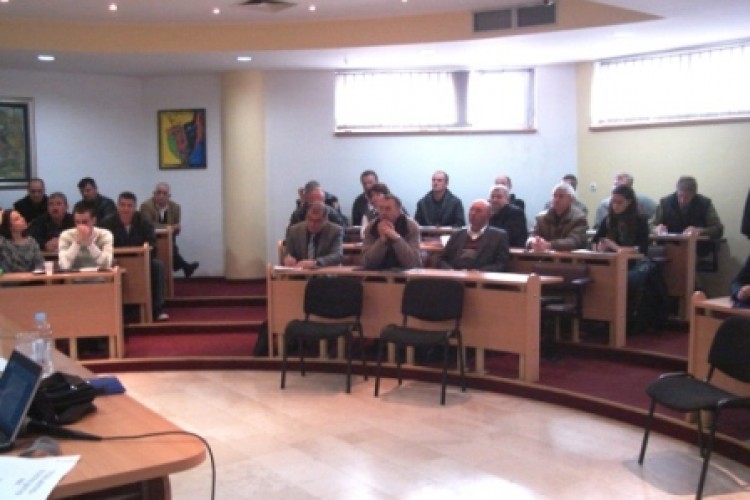 У КИСЕЉАКУ ОДРЖАН ОКРУГЛИ СТО ПОСВЕЋЕН ПРИБЛИЖАВАЊУ РАДА ПРАВОСУДНИХ ИНСТИТУЦИЈА БиХ ЛОКАЛНИМ ЗАЈЕДНИЦАМА