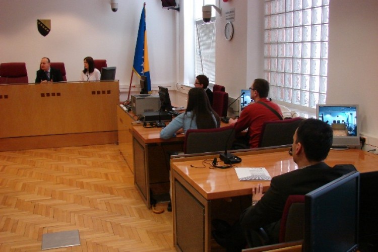DELEGACIJA STRUČNIH SARADNIKA I SAVJETNIKA IZ KANTONALNIH I OKRUŽNIH TUŽILAŠTAVA POSJETILA TUŽILAŠTVO I SUD BiH
