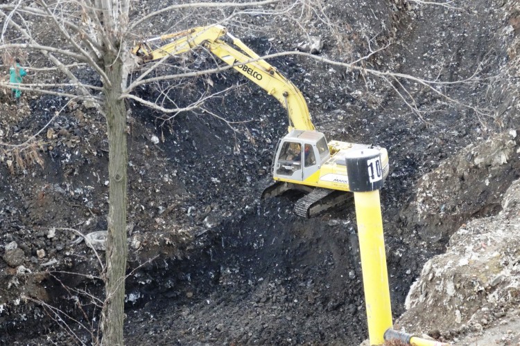 OS BiH POMAŽU TUŽILAŠTVU BiH U EKSHUMACIJAMA NA LOKALITETIMA TOMAŠICA I DEPONIJA BUĆA POTOK. TUŽILAŠTVO BiH ZAHVALJUJE PREDSJEDNIŠTVU BiH NA RAZUMIJEVANJU I ŽURNOM DJELOVANJU