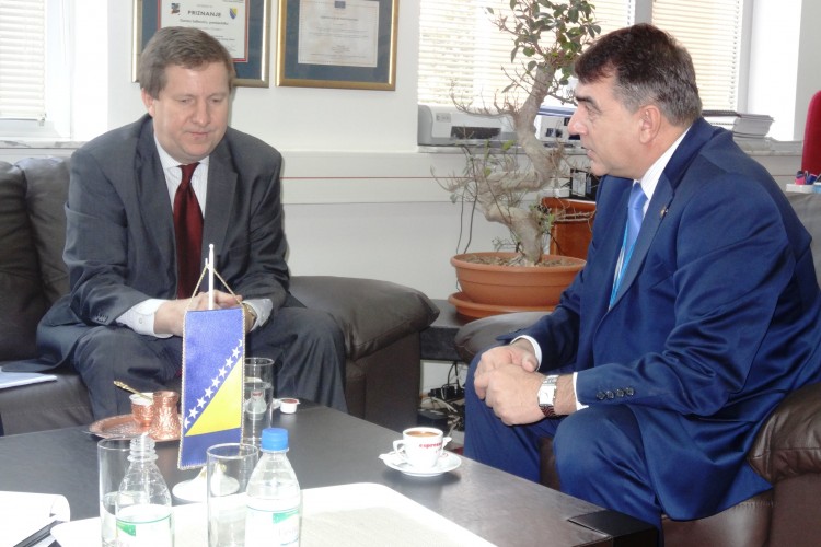 GLAVNI TUŽITELJ SE SASTAO I RAZGOVARAO SA VELEPOSLANIKOM ČEŠKE REPUBLIKE U BOSNI I HERCEGOVINI