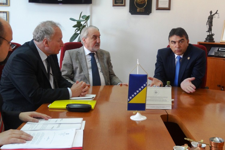 MUTUAL COOPERATION IN WAR CRIMES PROSECUTION AND CONCRETE CASE RELATED ACTIVITIES WERE THE CENTRAL TOPICS OF THE BILATERAL MEETING OF CHIEF PROSECUTORS SALIHOVIĆ AND VUKČEVIĆ