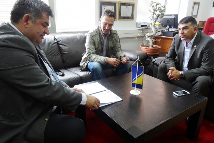 POTPISAN MEMORANDUM O SURADNJI IZMEĐU TUŽITELJSTVA BiH I FAKULTETA ZA KRIMINALISTIKU, KRIMINOLOGIJU I SIGURNOSNE STUDIJE  UNIVERZITETA U SARAJEVU