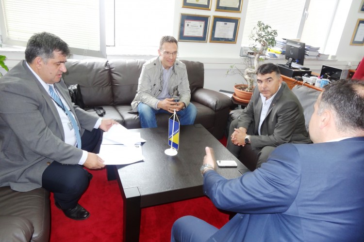 POTPISAN MEMORANDUM O SURADNJI IZMEĐU TUŽITELJSTVA BiH I FAKULTETA ZA KRIMINALISTIKU, KRIMINOLOGIJU I SIGURNOSNE STUDIJE  UNIVERZITETA U SARAJEVU