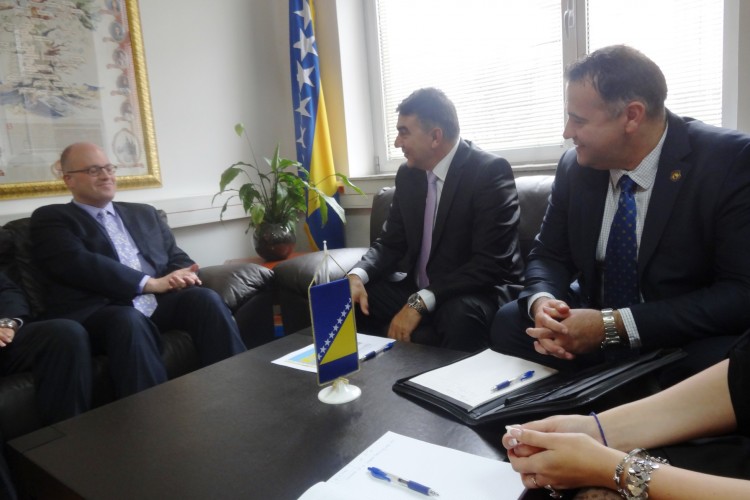 GLAVNI TUŽITELJ GORAN SALIHOVIĆ SASTAO SE SA ŠEFOM MISIJE OESS-a U BiH
