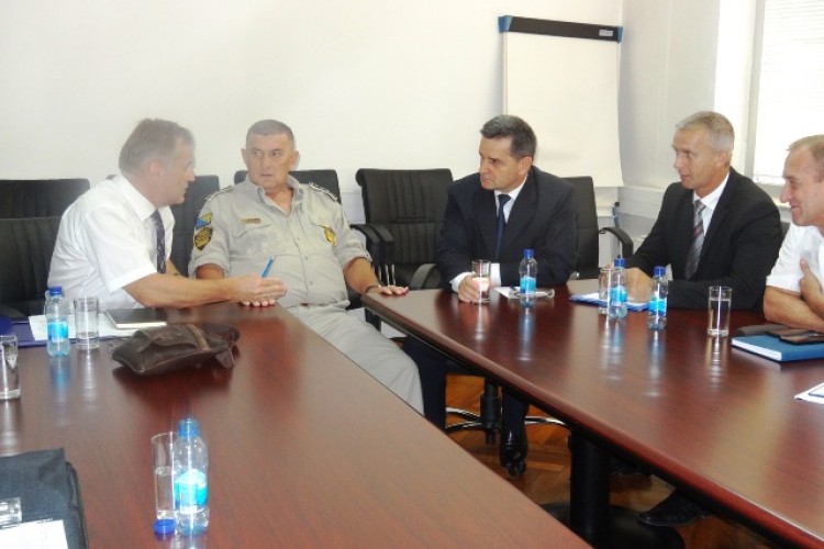 УДАРНА ГРУПА ЗА БОРБУ ПРОТИВ ТЕРОРИЗМА-БИЋЕ ЗАТРАЖЕНА ВАНРЕДНА СЈЕДНИЦА САВЈЕТА МИНИСТАРА БиХ