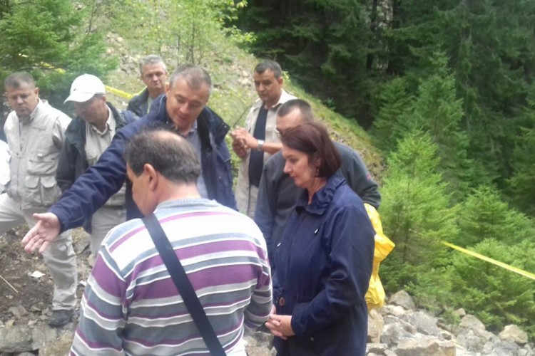 V.D. GLAVNOG TUŽIOCA GORDANA TADIĆ POSJETILA MJESTO EKSHUMACIJE NA KORIĆANSKIM STIJENAMA