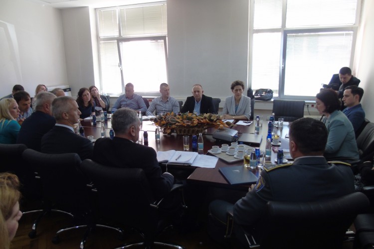 ОДРЖАН ВАНРЕДНИ САСТАНАК УДАРНЕ ГРУПЕ ЗА БОРБУ ПРОТИВ ТРГОВИНЕ ЉУДИМА И ИЛЕГАЛНИХ МИГРАЦИЈА У БиХ