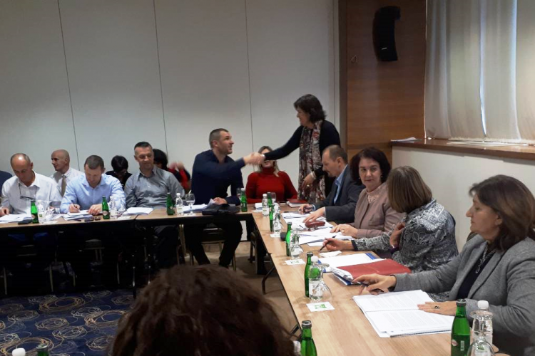 ОДРЖАН САСТАНАК УДАРНЕ ГРУПЕ ЗА БОРБУ ПРОТИВ ТРГОВИНЕ ЉУДИМА И ОРГАНИЗОВАНЕ ИЛЕГАЛНЕ ИМИГРАЦИЈЕ