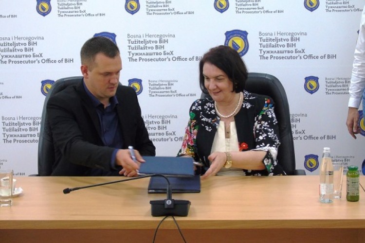 AGREEMENT ON PROCUREMENT OF WORKS FOR RESTORATION OF DEVASTATED LOCATION OF REGIONAL WASTE MANAGEMENT CENTRE SMILJEVIĆI SIGNED
