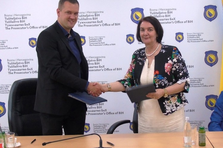 AGREEMENT ON PROCUREMENT OF WORKS FOR RESTORATION OF DEVASTATED LOCATION OF REGIONAL WASTE MANAGEMENT CENTRE SMILJEVIĆI SIGNED