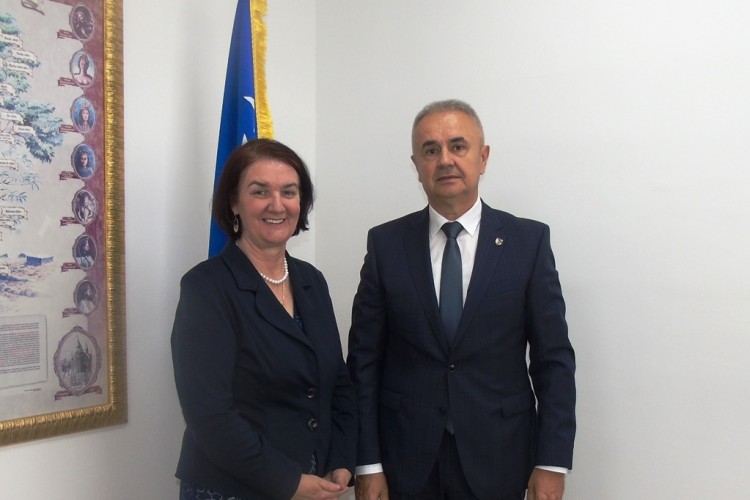 CHIEF PROSECUTOR MEETS DIRECTOR OF STATE INVESTIGATION AND PROTECTION AGENCY- SIPA