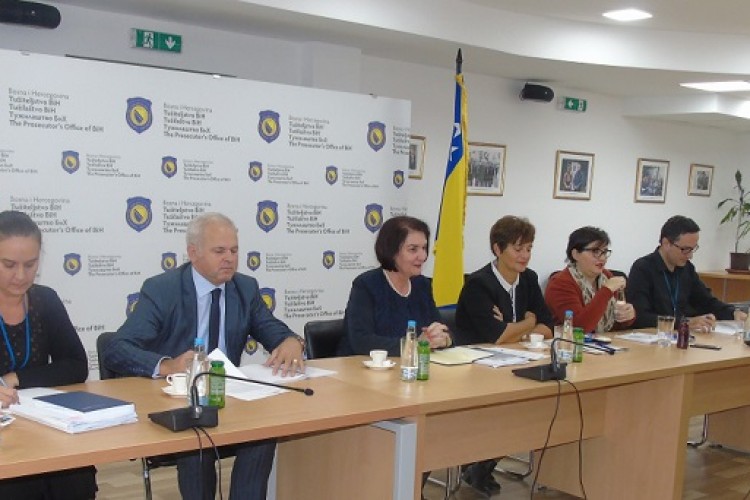 ГЛАВНА ТУЖИТЕЉКА ГОРДАНА ТАДИЋ САСТАЛА СЕ СА ШЕФИЦОМ МИСИЈЕ ОЕБС-а У БиХ