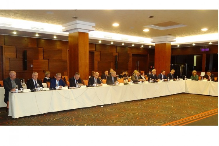 SASTANAK GLAVNIH TUŽITELJA I RUKOVODITELJA POLICIJSKIH AGENCIJA O USPOSTAVI MREŽE SPECIJALIZIRANIH TUŽITELJA I ISTRAŽITELJA ZA BORBU PROTIV TRGOVINE LJUDIMA ODRŽAN U SARAJEVU