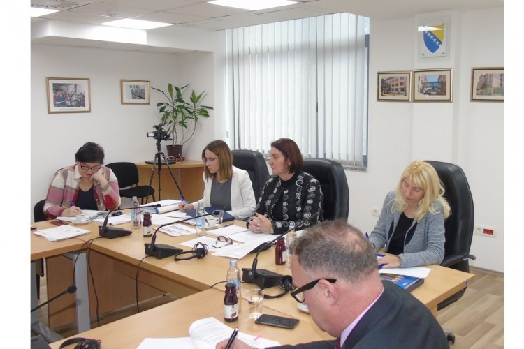 САСТАНАК УДАРНЕ ГРУПЕ ЗА БОРБУ ПРОТИВ ТРГОВИНЕ ЉУДИМА И ОРГАНИЗОВАНЕ ИЛЕГАЛНЕ ИМИГРАЦИЈЕ ОДРЖАН У САРАЈЕВУ