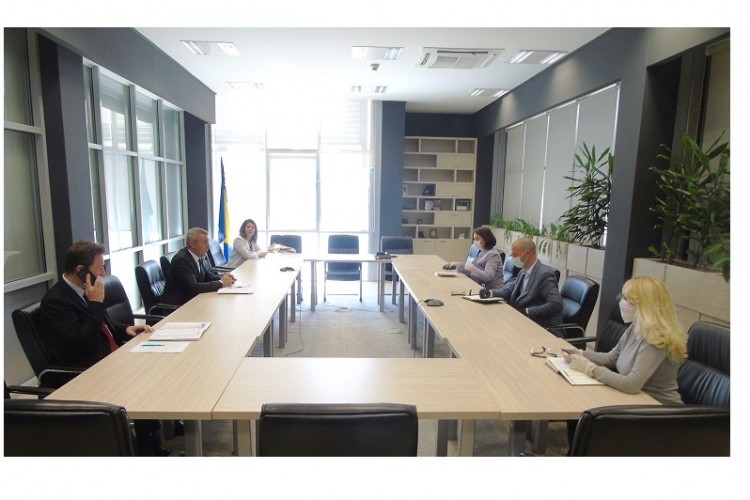 ТУЖИЛАШТВО БиХ ПРЕУЗИМА ПРЕДМЕТ НАБАВКЕ РЕСПИРАТОРА