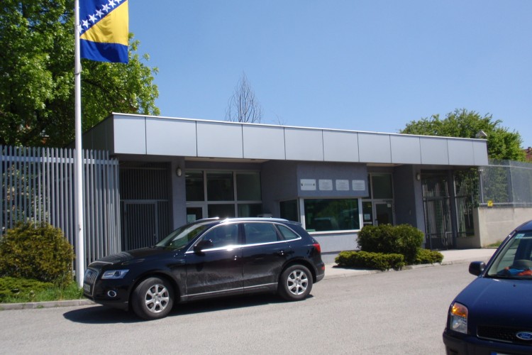 ПОДИГНУТА ОПТУЖНИЦА ЗБОГ КРИЈУМЧАРЕЊА ЉУДИ