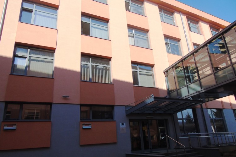 ПОДИГНУТА ОПТУЖНИЦА ЗБОГ НАПАДА НА ОВЛАШТЕНО СЛУЖБЕНО ЛИЦЕ ДИРЕКЦИЈЕ ЗА КООРДИНАЦИЈУ ПОЛИЦИЈСКИХ ТИЈЕЛА БиХ