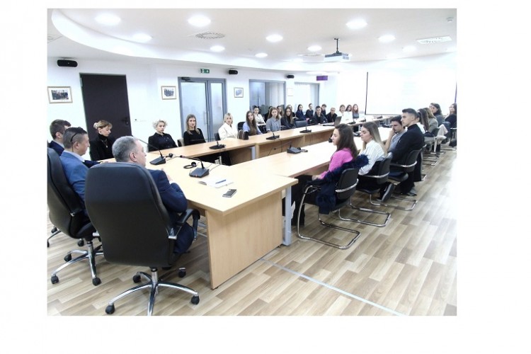 СТУДЕНТИ ПРАВНОГ ФАКУЛТЕТА У САРАЈЕВУ ПОСЈЕТИЛИ ТУЖИЛАШТВО БиХ