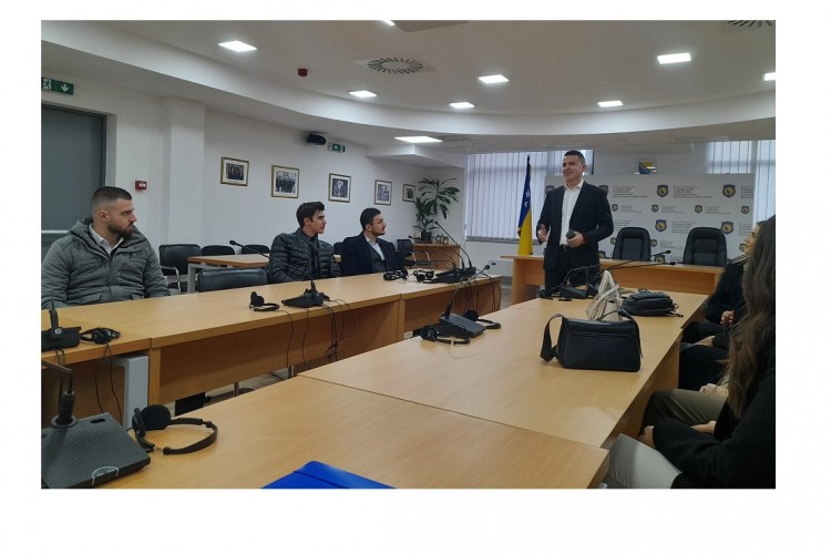 STUDENTI PRAVNOG FAKULTETA IZ BIHAĆA POSJETILI TUŽITELJSTVO BiH