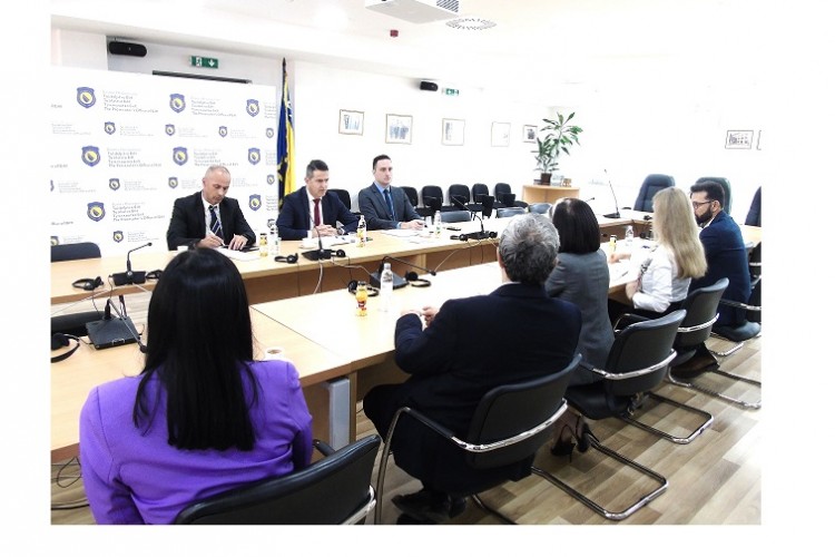 CHIEF PROSECUTOR MEETS WITH AMBASSADOR OF KINGDOM OF SPAIN